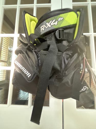 Intermediate Warrior Ritual X4 E+ Hockey Goalie Pants (New)