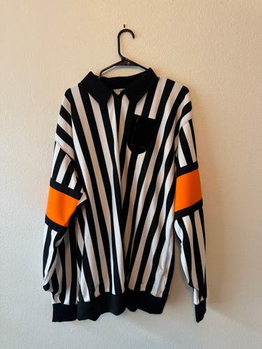 Force Pro Referee Sweater Size 54 (Used)