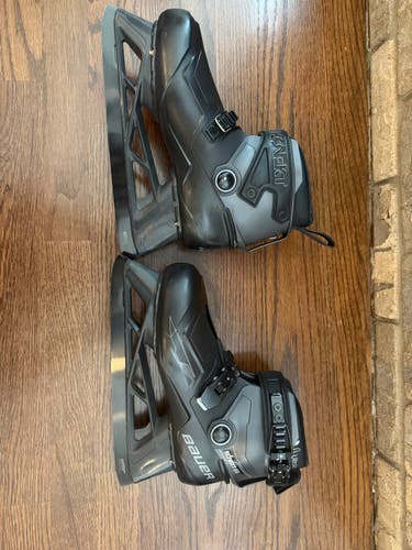 Bauer Konekt 2 Hockey Goalie Skates 7 (Used)