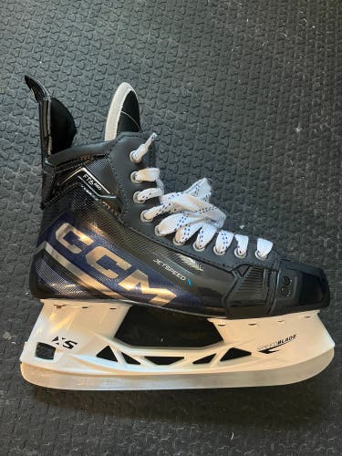 Blue 2023 CCM JetSpeed FT6 Pro Hockey Skates Regular Width Pro Stock 9 (New)