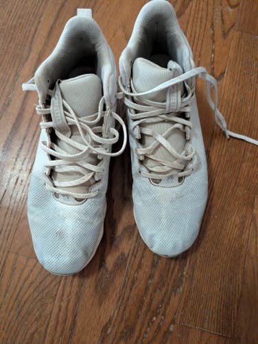 Men's Size M 10.5 (W 11.5) Under Armour Mid Top Molded Cleats (Used)