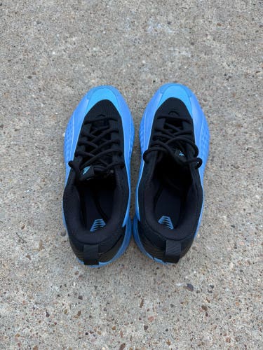 Men's 5.5Y (Big Kids / Youth) Adidas Shoes (Used)