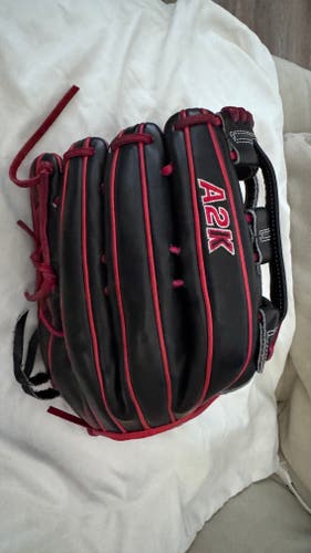 Wilson RH A2K Baseball Glove 12.75" (Used)