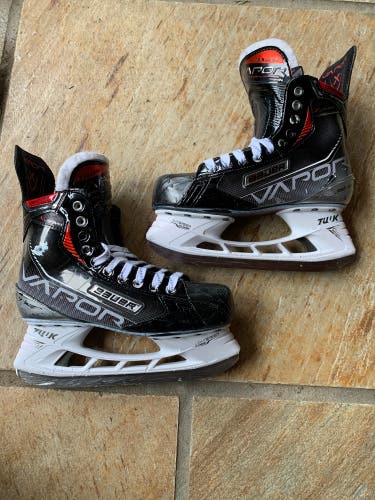 Bauer LTX Pro+ Hockey Skates Regular Width 7.5 (Used)
