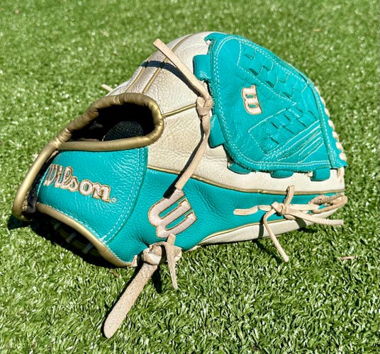 Wilson RH A500 Softball Glove 12.5" (Used)