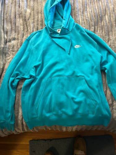 Blue Women's Large Nike Sweatshirt (Used)