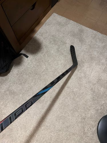Senior Bauer Nexus Tracer Left Hand Hockey Stick P88 87 Flex (New)
