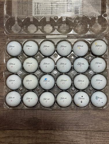 24 Titleist Pro V1x Golf Balls - 4A Near-Mint Condition