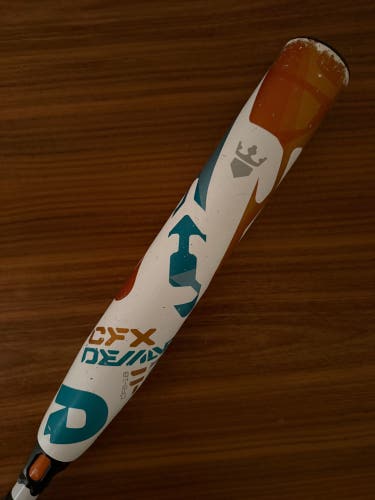DeMarini CFX 28/17 (-11) Fastpitch Softball Bat