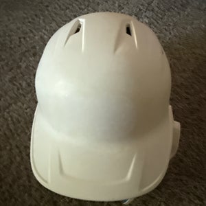 Right handed used 6 3/8 - 7 1/8 Rawlings Mach Batting Helmet with C Flap.