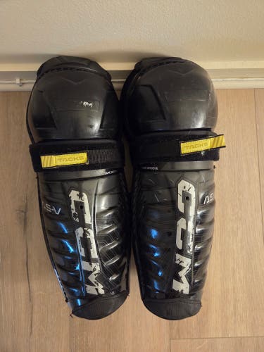 Used Junior CCM Tacks AS-V Shin Pads - 13" / 33cm