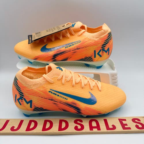 Nike Zoom Mercurial Vapor 16 Pro FG Kylian Mbappe HF5450-801 Sz 5.5Y/Women Sz 7
New Without Box