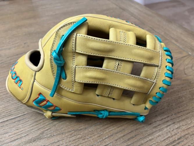 Wilson A1000 DW5 Infield Baseball Glove