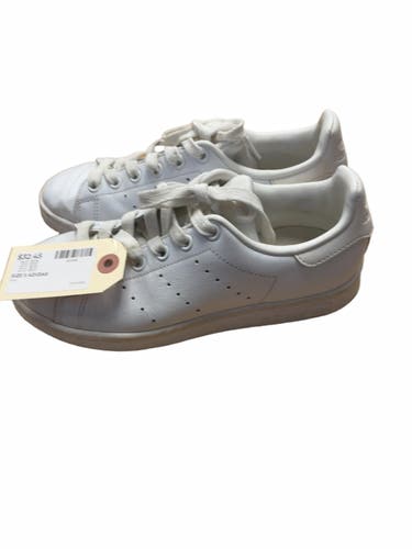 Adidas Stan Smith Size 5 US White Sneakers