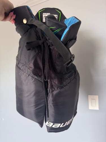 Junior Medium Bauer X Hockey Pants (Used)