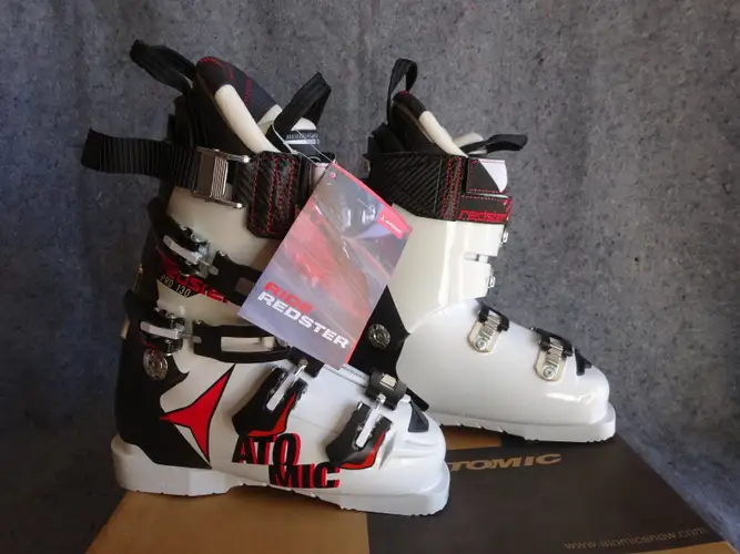 Brand New! Atomic Redster Pro 130 Ski Boots Size-25.5 #632