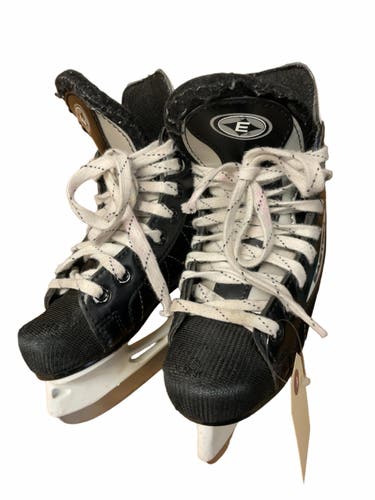 Easton Magnum Size 10C Hockey Skates