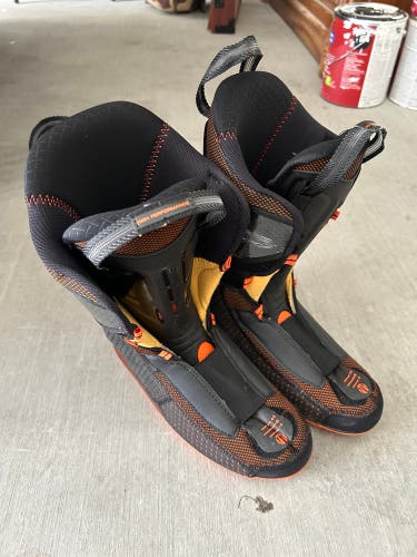 Mondo 25 & 25.5 Unisex Tecnica Cochise ski boot liner