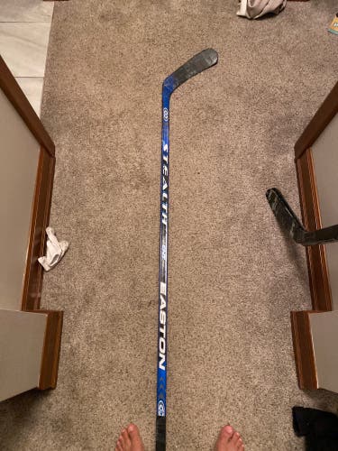 Easton Stealth CNT RH 100 Flex Sakic