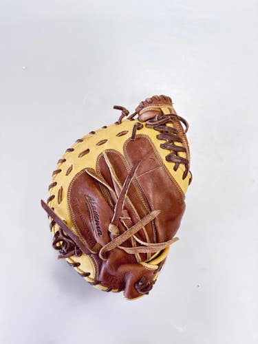Used Akadema APM43 TORINO SERIES BB/SB Catchers RH Throw Brown 33" 11860-S000315831