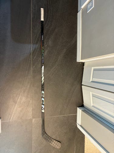 Senior CCM Tacks XF Pro Left Hand Hockey Stick P29 85 Flex Pro Stock (Used)