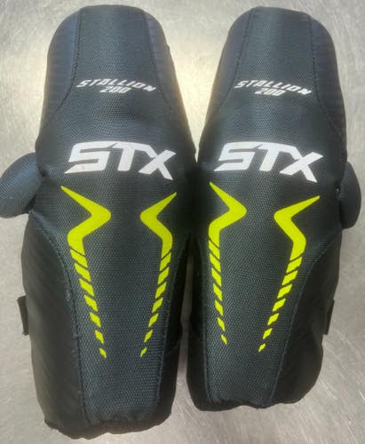 Used STX STALLION 200 Lacrosse Arm Pads/Guards Black LG 11497-S000161576