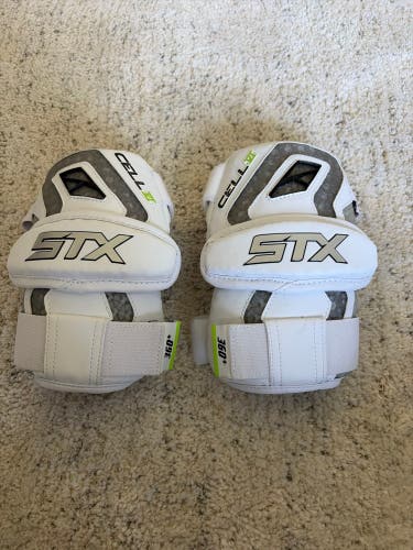 Youth Youth STX Cell VI Arm Pads (Used)