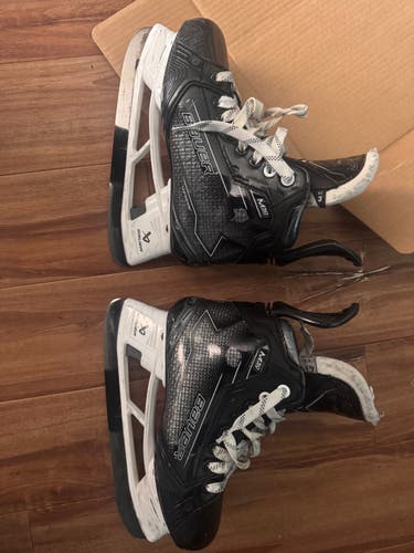 Bauer Supreme M50 Pro Hockey Skates Size 4.5 with blade tech blades