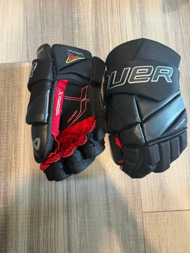 Bauer Vapor Fly 40 Gloves 14" (Used)