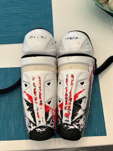 Junior CCM 13" Shin Pads Pro Stock (Used)