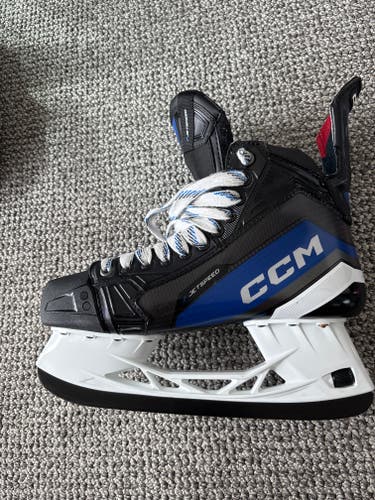 Black/Navy 2024 CCM JetSpeed XTRA PLUS Hockey Skates Regular Width 9.5 (New)