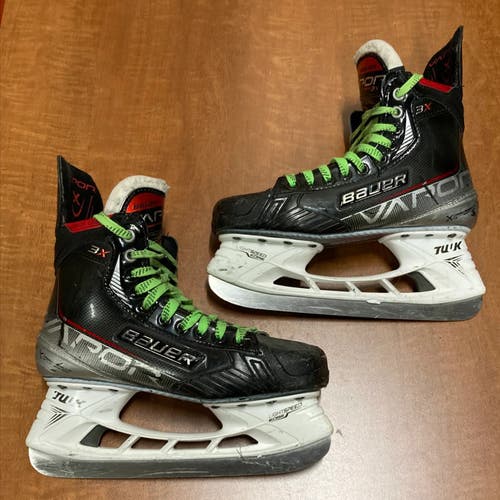 Senior Bauer Vapor 3X Hockey Skates | Size 7 Fit 1