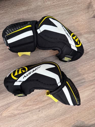 Intermediate Small Warrior Dynasty HD1 Elbow Pads (Used)