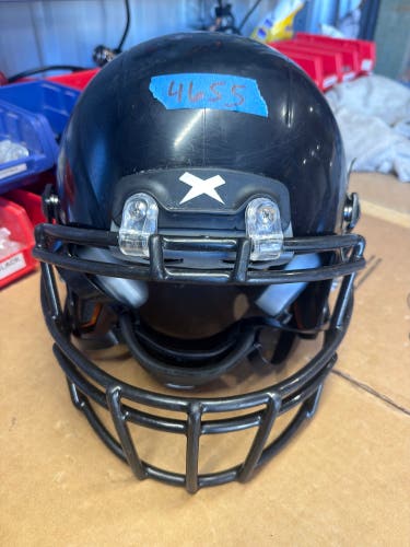 USED XENITH X2E+ YOUTH FOOTBALL HELMET - MEDIUM - BLACK