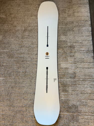 Burton FeelGood Camber 149cm Snowboard | Without Bindings (Used)