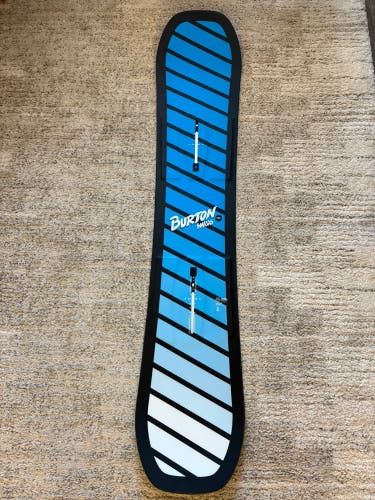 Blue Burton Smalls 142cm Snowboard | Without Bindings (Used)