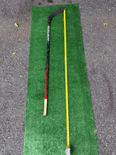 Intermediate Bauer Vapor X2.7 Right Handed Hockey Stick P92 65 Flex (Used)