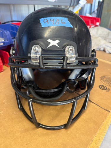 USED XENITH X2E+ YOUTH FOOTBALL HELMET - MEDIUM - BLACK
