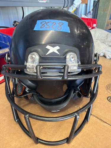 USED XENITH X2E+ YOUTH FOOTBALL HELMET - MEDIUM - BLACK