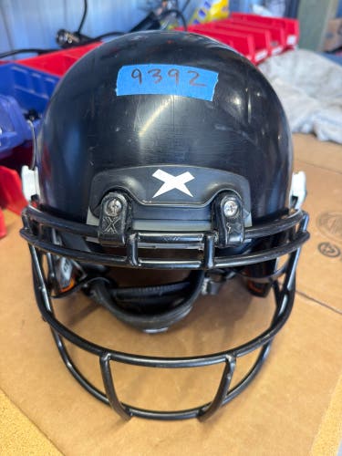 USED XENITH X2E+ YOUTH FOOTBALL HELMET - MEDIUM - BLACK