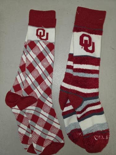 ST9 Mens NCAA OKLAHOMA SOONERS Crew Socks Lot of 2 Pair MEDIUM New