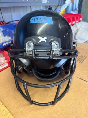 USED XENITH X2E+ YOUTH FOOTBALL HELMET - MEDIUM - BLACK