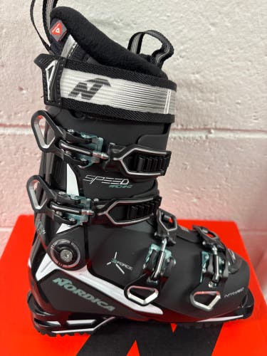 New in Box Mondo 23.5 Women's Nordica SpeedMachine 3 105 W women’s All Mountain Ski Boots