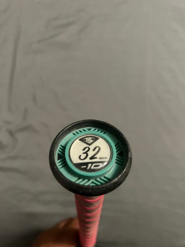 2025 Louisville Slugger Kryo Composite Bat (-10) 22 oz 32" (Used)
