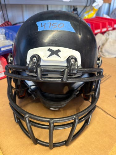USED XENITH X2E+ YOUTH FOOTBALL HELMET - MEDIUM - BLACK