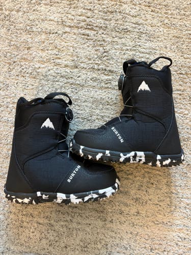 Kid's Burton Grom Boa Snowboard Boots | 3K (Used)