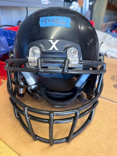 USED XENITH X2E+ YOUTH FOOTBALL HELMET - MEDIUM - BLACK