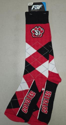 ST1 Mens NCAA SOUTH DAKOTA STATE COYOTES Crew Socks Pair OSFM New FREE SHIPPING