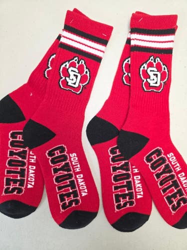 ST2 Mens NCAA SOUTH DAKOTA STATE COYOTES Crew Socks Lot of 2 Pair LARGE New