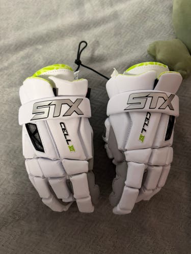 STX Cell vi Lacrosse Gloves (New)